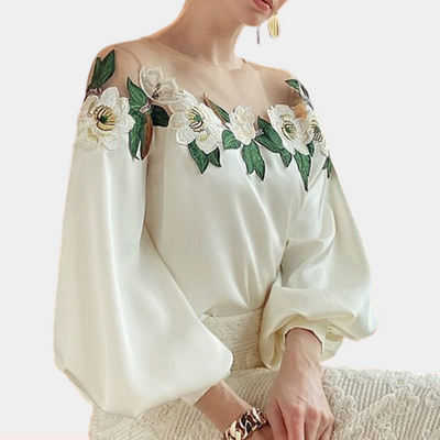 Elegante gebloemde damesblouse